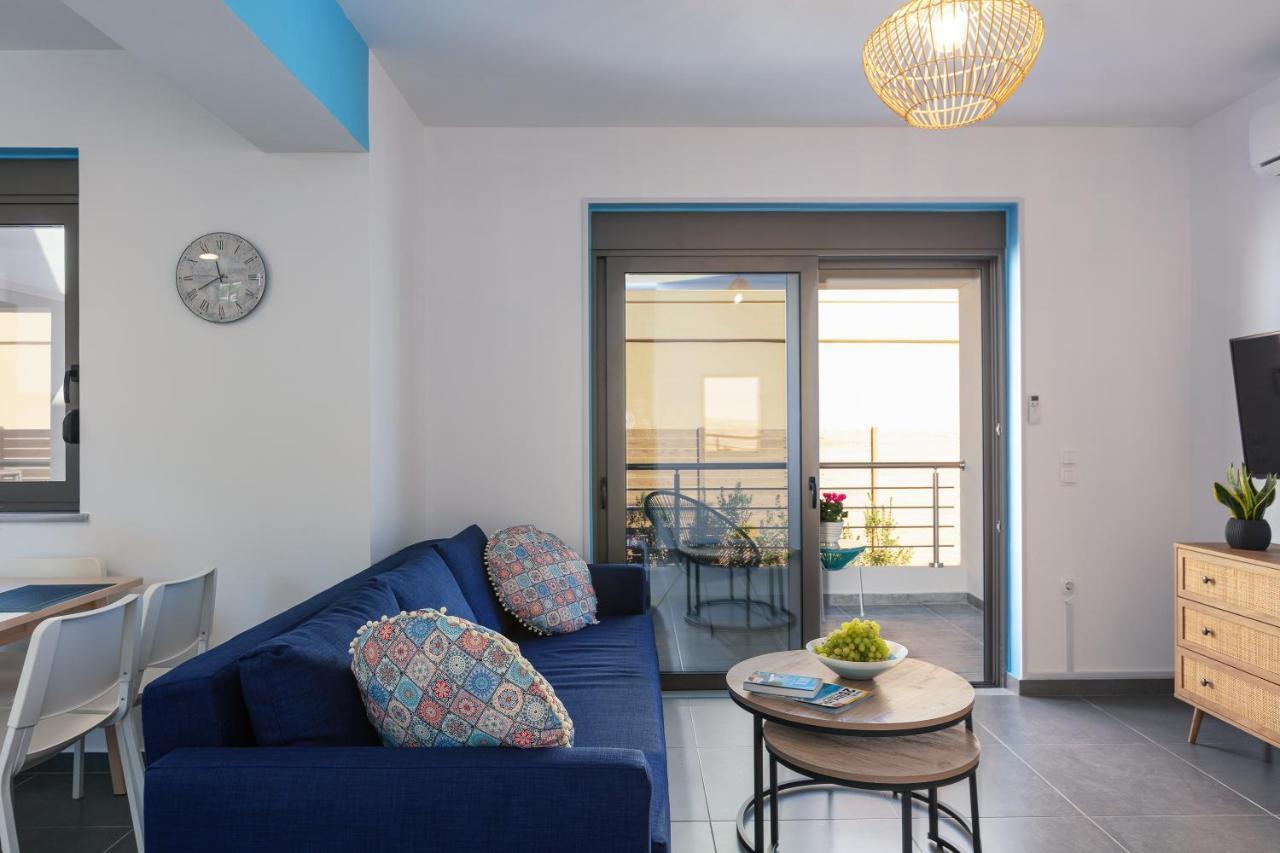Greek Sky - New Modern Apartment With Shared Pool Tavronitis Extérieur photo