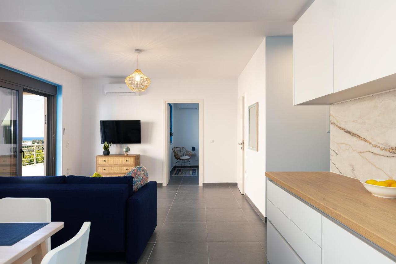 Greek Sky - New Modern Apartment With Shared Pool Tavronitis Extérieur photo