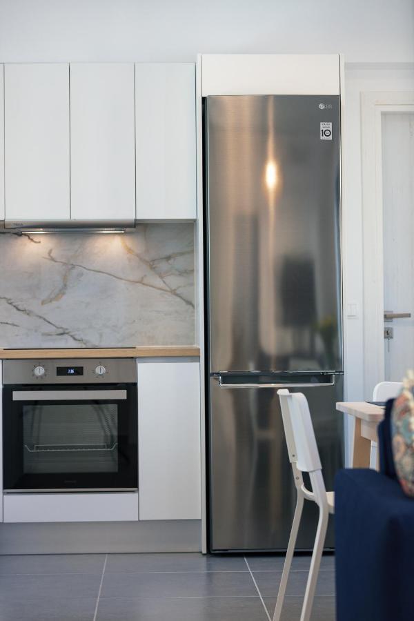 Greek Sky - New Modern Apartment With Shared Pool Tavronitis Extérieur photo